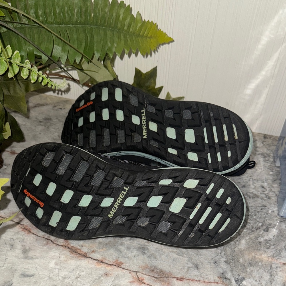 Merrell Waterproof Hiking Shoes - Picture 14 of 15
